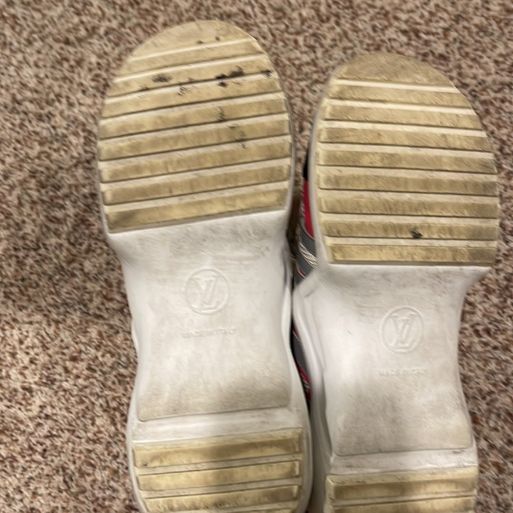 Louis Vuitton sneakers - Picture 8 of 8